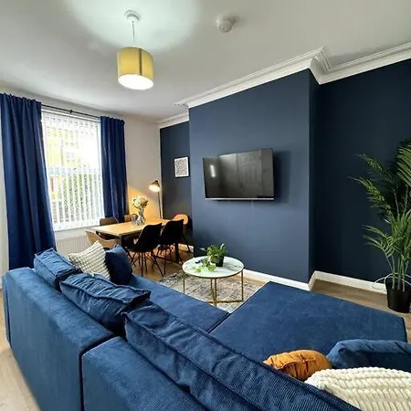 Modern 6 Bed Near Centre-long Rates Available Apartman *